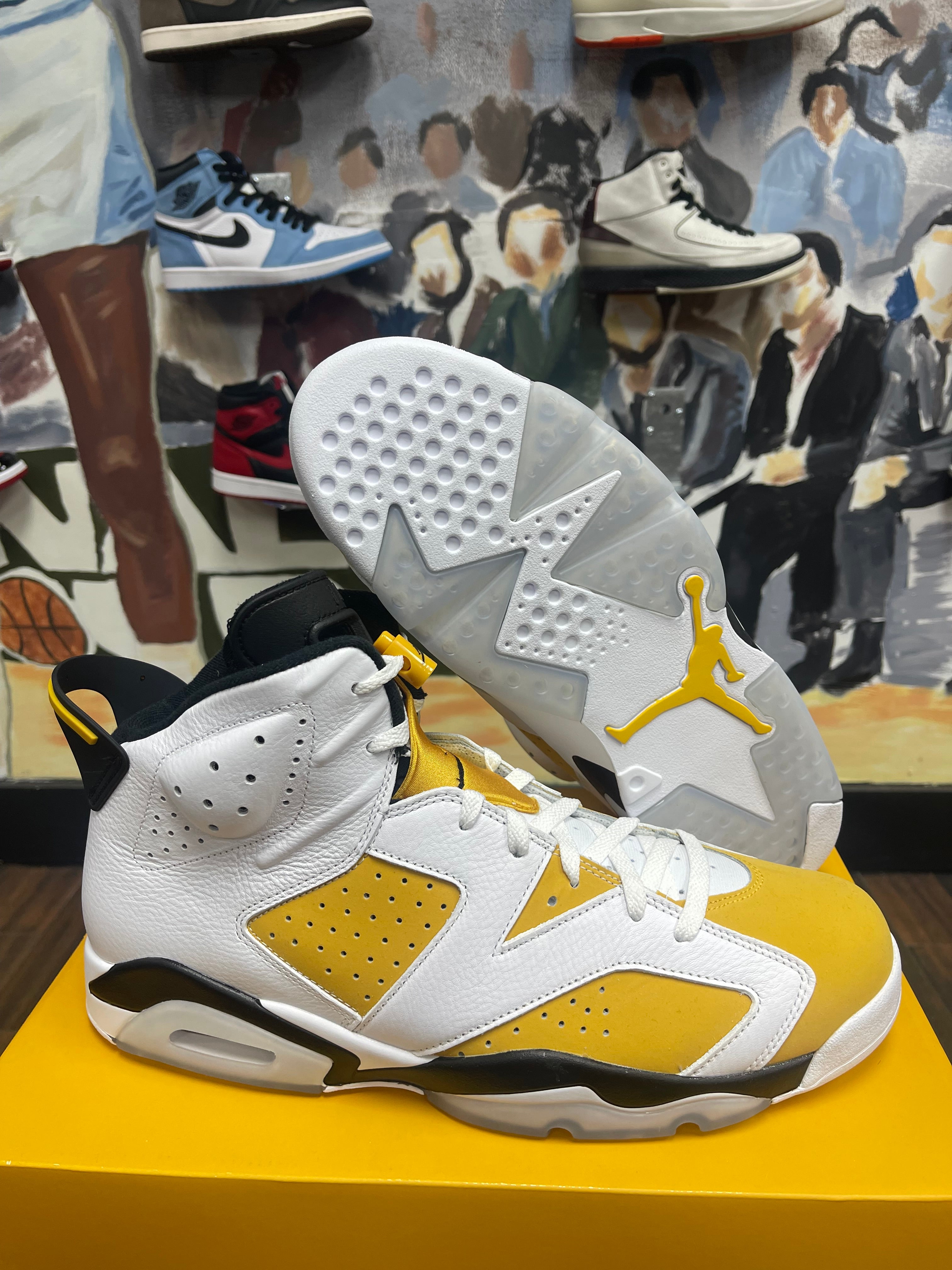 Air Jordan Retro 6 ‘ Yellow ‘ size 15
